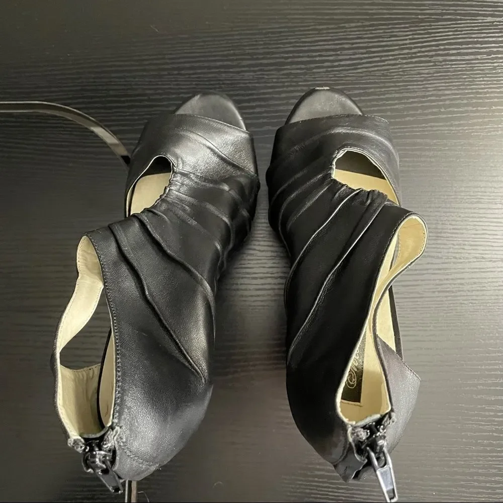 Messeca New York Cecilia Black Leather Platform Wedges. 9.5